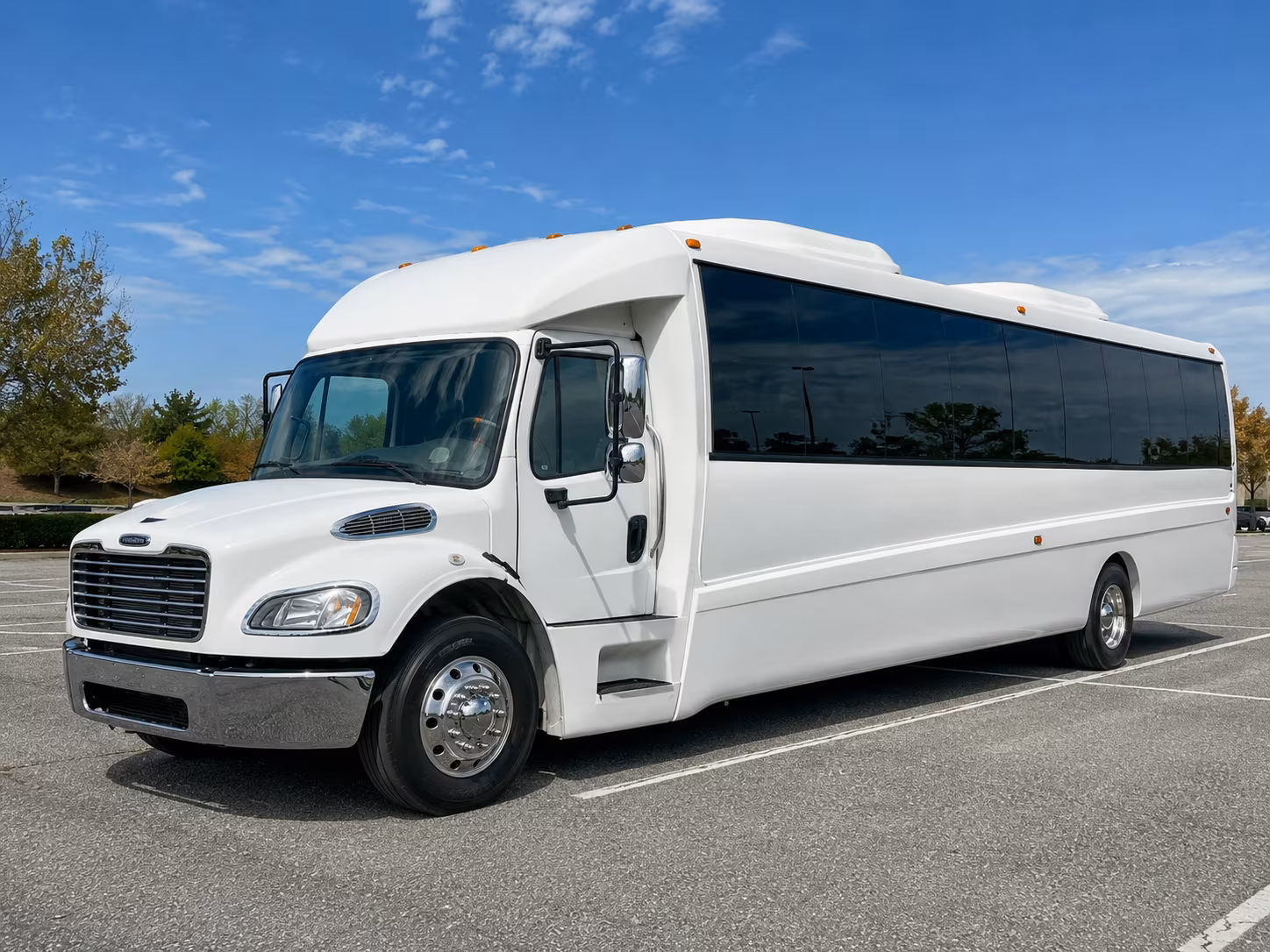 clermont 30 passenger party bus