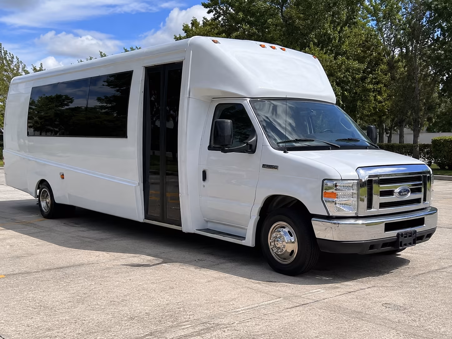 clermont nights out party bus rental