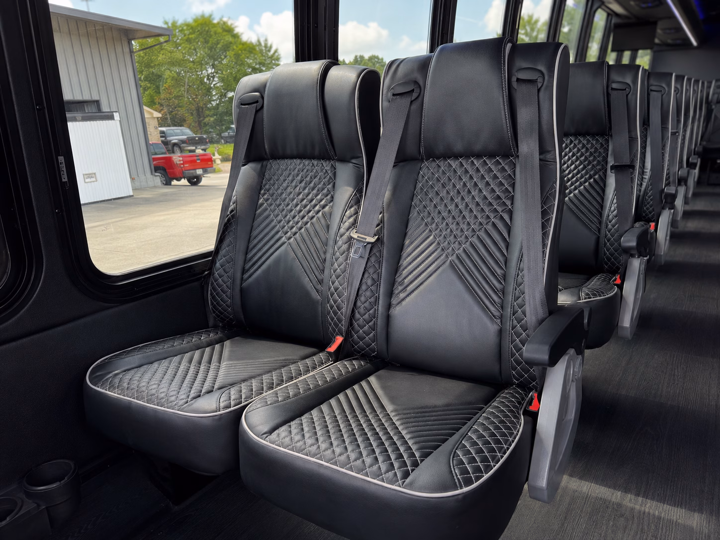 kissimmee book a charter bus for your kissimmee field trip