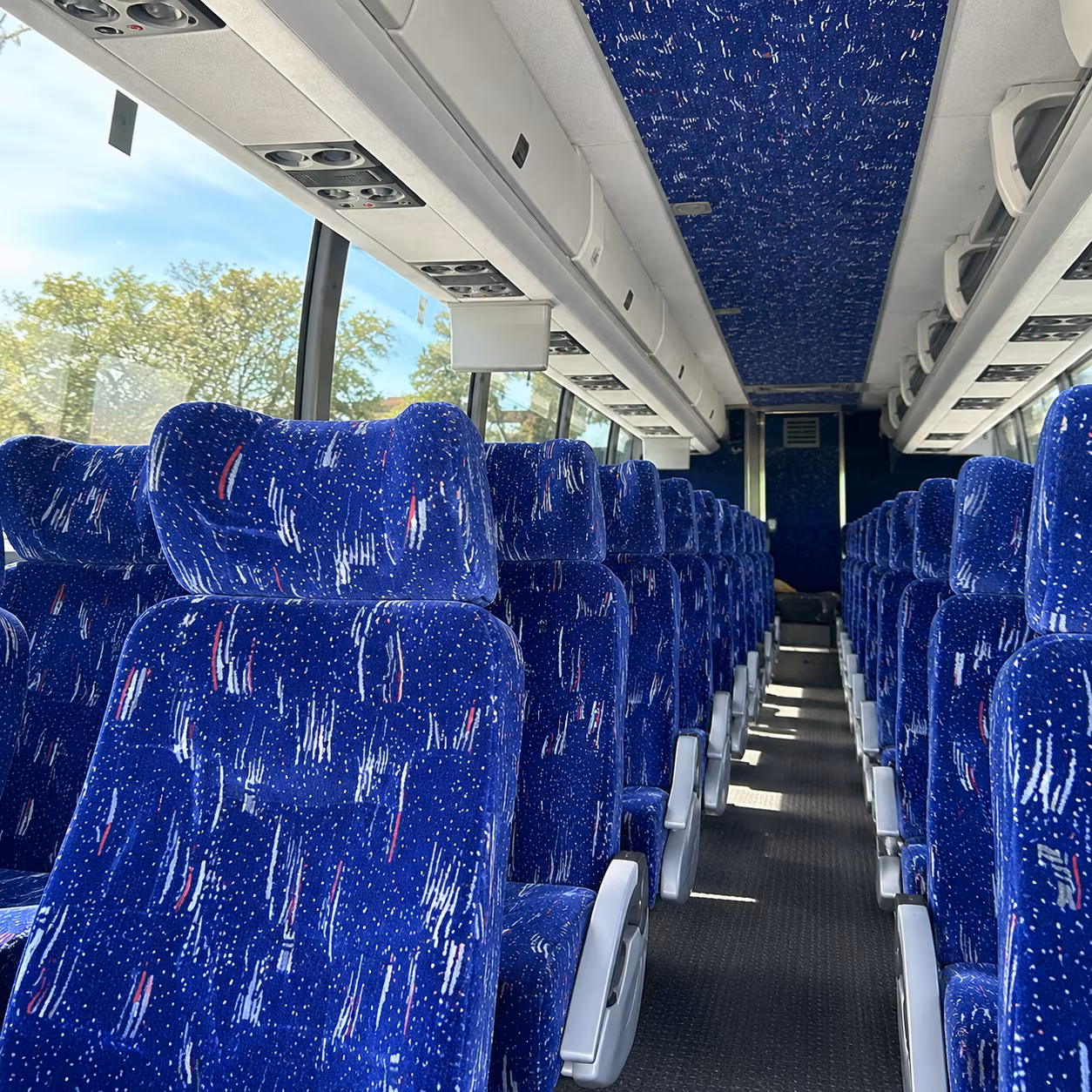 melbourne long distance charter buses for multi day group trips