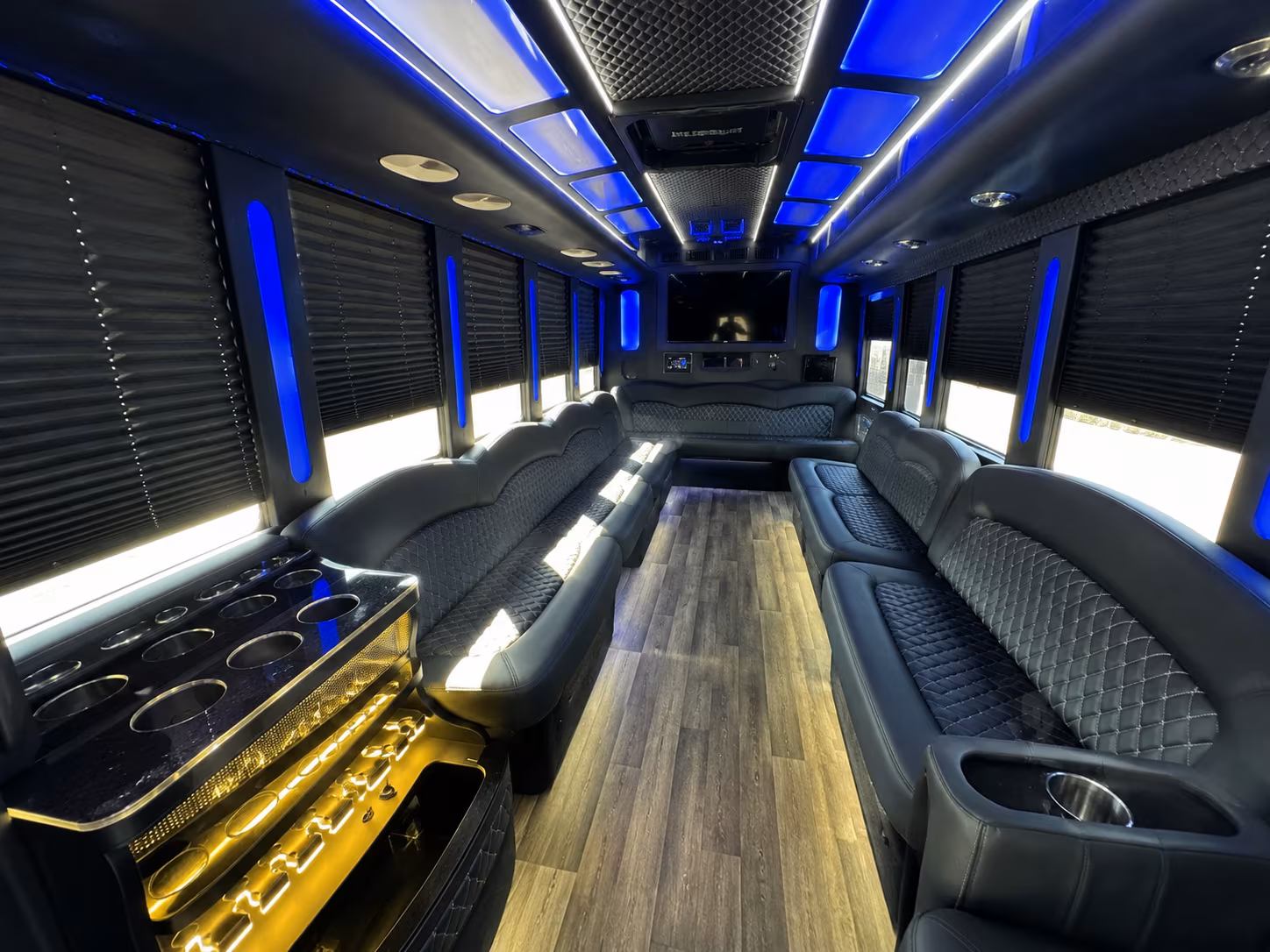 ocoee find the right ride with prom bus rentals in ocoee