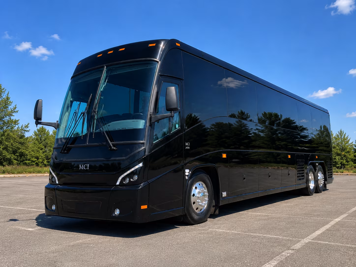 oviedo short and long distance charter bus rentals for oviedo teams and fans