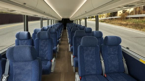 clermont 30 passenger minibus rental